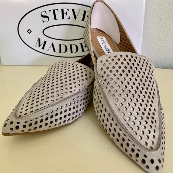 steve madden feather grey suede